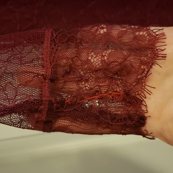 *Last Chance* Topshop Cropped Lace Dress - Picture 3 of 6